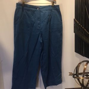 CHICO’S WOMAN’ CASUAL PANTS
